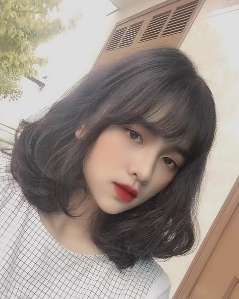 Digital Perm Short Hair, Arielle Aesthetic, Perm Short Hair, Korean Bangs, Digital Perm, Short Grunge Hair, Hair School, Cute Haircuts, Short Hair Tutorial