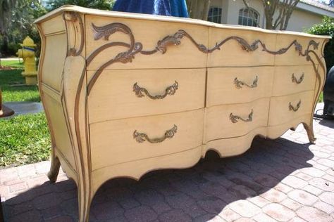 Stiltskin+Studios:+Art+Nouveau+Gorgeousness - go visit for the reveal!  Beautiful Grey Painted Furniture, Vintage Painted Furniture, Furniture Fix, Milk Paint, Furniture Inspiration, Vintage Painting, Diy Projects To Try, Antique Dresser, Home Decor Bedroom