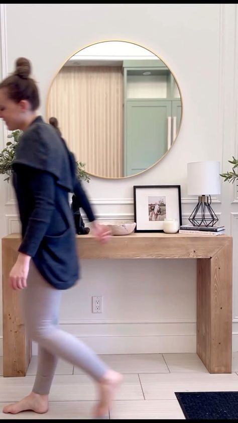 Jenna Rutherford // DIY & Home Renovations 🇨🇦 on Instagram: “🔨DIY Wood Console Table for under $120🔨 After 4 months of no finish on this table, I finally finished it! I saw a table similar to this…” Diy Waterfall Entry Table, Diy Folsom Table, Diy Waterfall Console Table, Diy Wood Console Table, Diy Home Renovations, Wood Entry Table, Rustic Entryway Table, Diy Waterfall, Entry Console Table