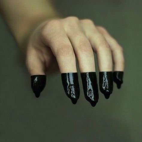 “I have seen the absolute black; it was unspeakably beautiful”. C.P. Cavafy ⠀⠀⠀⠀⠀⠀⠀⠀⠀ Glistening black finger tips, credits unknown.… Ulquiorra Cifer, Hand Photography, Incubus, Conceptual Photography, Foto Art, Black Power, Instagram Foto, Photography Inspo, Bob Marley