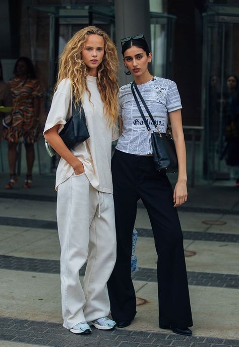 Olivia Vinten Style, Olivia Vinten Street Style, Olivia Vinten Hair, Yoon Young Bae, Olivia Vinten, Street Style New York, Vittoria Ceretti, Minimalist Street Style, Outfit For Spring