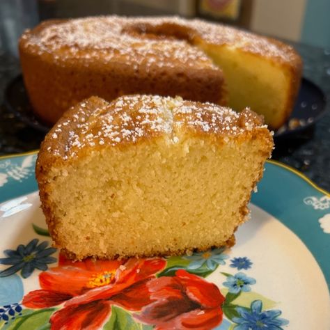 Easy Pound Cake (Doctored Cake Mix) from Out of the Box Baking Cake Mix Pound Cake, Doctored Cake Mix Recipes, Cake Mix Doctor, Easy Pound Cake, Orange Pound Cake, Doctor Cake, Boxed Cake Mixes Recipes, Almond Pound Cakes, Box Recipes