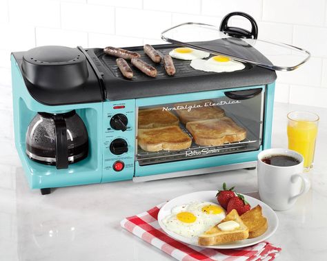 5 Breakfast Making Machines That Really, Actually Exist — Daily 5 Breakfast Station, Breakfast Machine, Breakfast Meat, Outdoor Kitchen Appliances, E Learning, Morning Food, How To Cook Eggs, Retro Home Decor, Toaster Oven