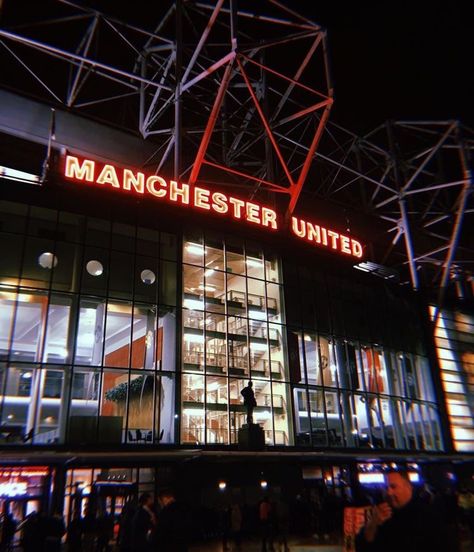 Church Design Sanctuary, Mechanic Logo Design, Manchester United Stadium, Manchester United Art, Manchester United Old Trafford, Cristiano Ronaldo Manchester, Manchester United Wallpaper, Manchester United Legends, Football Photography