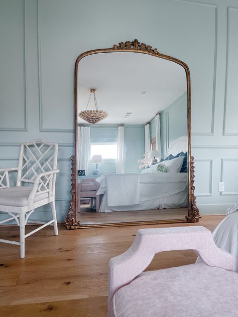 Farrow And Ball Theresa Green, Teresas Green Farrow And Ball Bedroom, Theresa’s Green Farrow And Ball, Teresa Green Farrow And Ball, Teresas Green Farrow And Ball, Soft Green Paint Color, Green Farrow And Ball, Soft Green Paint, Farrow And Ball Bedroom