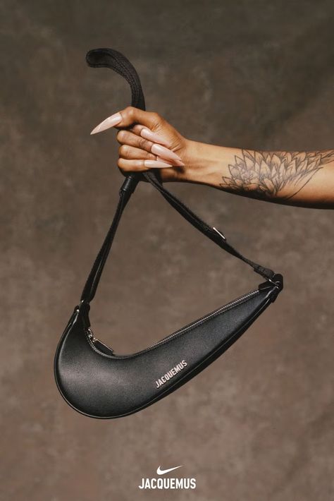 Jacquemus and Nike Reveal "The Swoosh Bag" | Hypebeast Nike Purses, Sha Carri Richardson, Soft Classic Kibbe, Soccer Stars, Brand Magazine, Soft Classic, Personal Brand, Track And Field, French Fashion