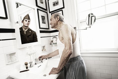 “I can’t believe I’m going to be 80,” he told Hussey. “I feel like I just came back from the war. I look in the mirror and I see this old guy.” | 10 Beautiful Photos Of Older People Looking At Younger Reflections Of Themselves In The Mirror Once A Marine, Photography New York, Elderly People, Photographer Advertising, Conceptual Photography, Photo Series, Old People, Oscar Wilde, Alzheimers