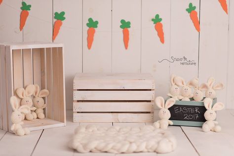 Arka fon Baby Easter Pictures, Easter Baby Photos, Easter Mini Session, Diy Photography Props, Easter Photoshoot, Easter Photography, Easter Backdrops, Photography Mini Sessions, Easter Wallpaper