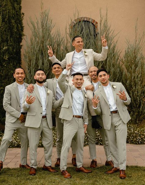 Tan Groomsmen Suits, Beige Suits Wedding, Tan Groomsmen, Sage Green Wedding Theme, Wedding Ideas Fall, Early Fall Wedding, Santa Cruz Wedding, Green Wedding Suit, Wedding Groomsmen Attire