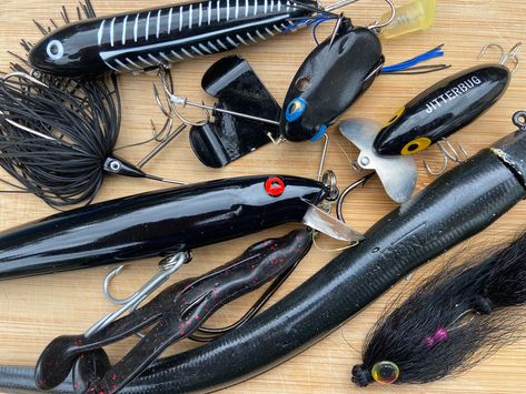 Best Bass Lures, Crappie Fishing Tips, Custom Fishing Lure, Homemade Fishing Lures, Diy Fishing Lures, Fish Bait, Bass Fishing Lures, Bass Lures, Fishing Stuff