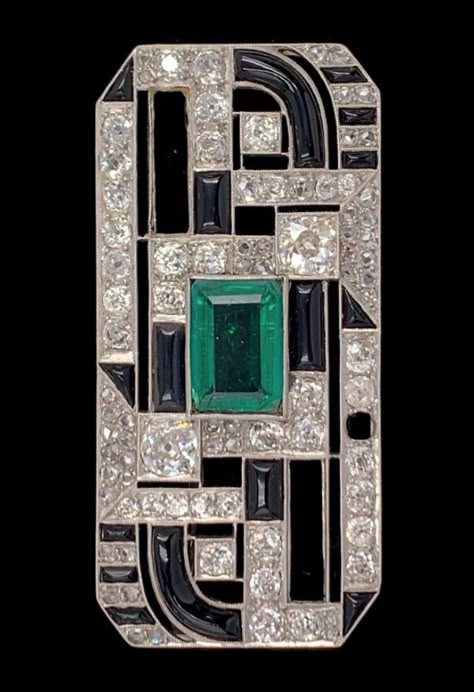 An Art Deco platinum, diamond, onyx, and green stone brooch, circa 1925-30. Art Deco Jewelry 1920s, Art Deco Jewellery Design, Art Deco Design Graphics, History Jewelry, Art Deco Accessories, Bijoux Art Deco, Art Deco Jewelry Vintage, Men's Brooch, Art Deco Inspiration