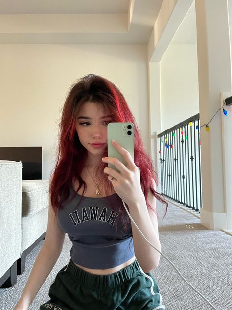 Red Hair Mirror Selfie, Hair Mirror Selfie, Hair Mirror, Kdrama Anime, Kpop Kdrama, Gamer Girl, Glow Up?, Marry Me, Anime Style