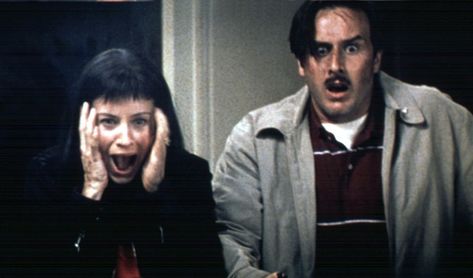 Scream Movies, Scream 1, Scream 2, David Arquette, Scream 3, Scream Franchise, How To Cut Bangs, Scream Movie, Best Horror Movies