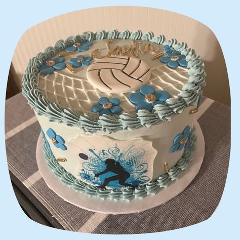 Birthday Cake Volleyball, Volleyball Themed Cake, Volleyball Cake Ideas, Volleyball Birthday Cakes, Volleyball Cake, Volleyball Birthday Party, Volleyball Birthday, Summer Birthday Cake