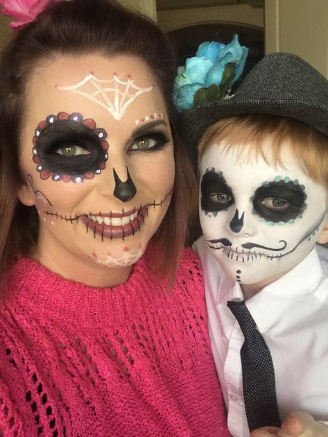 Easy Day Of The Dead Face Paint, Day Of The Dead Kids Makeup, Day Of The Dead Face Paint Kids, Kids Day Of The Dead Makeup, Day Of The Dead Face Painting, Day Of The Dead Face Paint, October Inspiration, Day Of The Dead Makeup, Halloween Makeup Sugar Skull