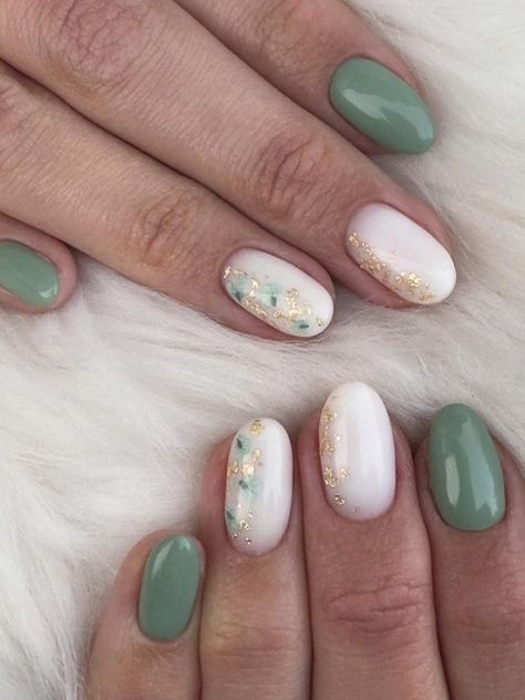 sage and white nails with glitter Sage Green Nail Art Designs, Eucalyptus Colored Nails, Non Floral Nail Designs, Wedding Nails Guest Spring, Subtle March Nails, Pale Green Nails With Flowers, Cream Green Nails, Sage And Blue Nails, Sage Green White And Gold Nails