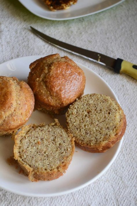 Almond Flour Sandwich Buns - #BreadBakers – Gayathri's Cook Spot Almond Flour Buns, Almond Buns, Sandwich Buns Recipe, Keto Almond Cookies, Coconut Flour Cake Recipes, Best Keto Bread Recipe, Oopsie Bread, Low Carb Pancake, Coconut Bread Recipe