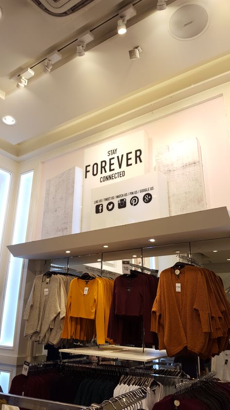 Forever 21 Signage Visual Merchandiser, Simple Birthday Decorations, Simple Birthday, Visual Merchandising, Retail Store, Birthday Decorations, Forever 21, Birthday, Quick Saves