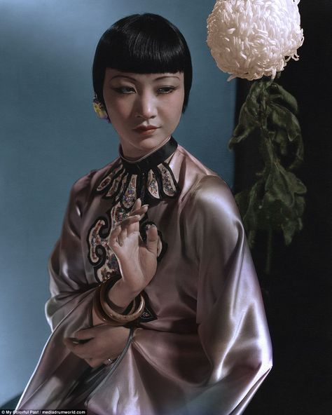 Anna May Wong, Good Old Movies, American Movie, Anna May, Fashion Decades, Black And White Movie, Louise Brooks, Actrices Hollywood, Asian American