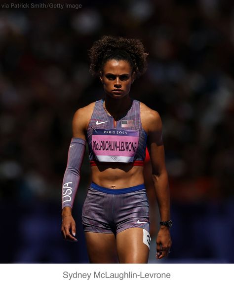 Sydney Mclaughlin-levrone, Track Workouts For Sprinters, Track Motivation, Sydney Mclaughlin, Track Photos, Sports Photoshoot, Athletics Track, Sports Attire, Track And Field Athlete