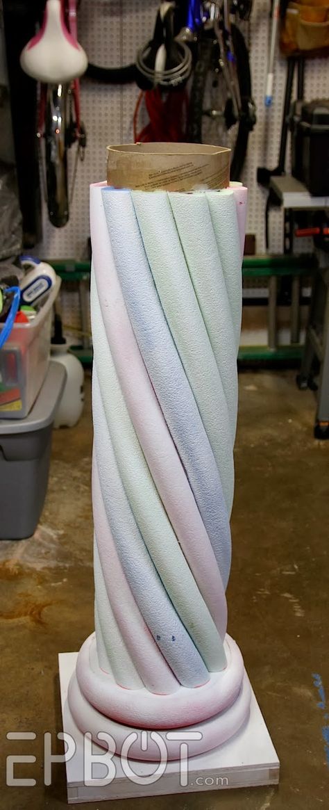 EPBOT: Make Your Own "Stone" Decorative Column... With Pool Noodles!  WHAT !!! Noodles Ideas, Pool Noodle Crafts, Decorative Columns, Diy Pool, Party Candy, Christmas Outdoor, Pool Noodles, Stage Set, Tree Diy