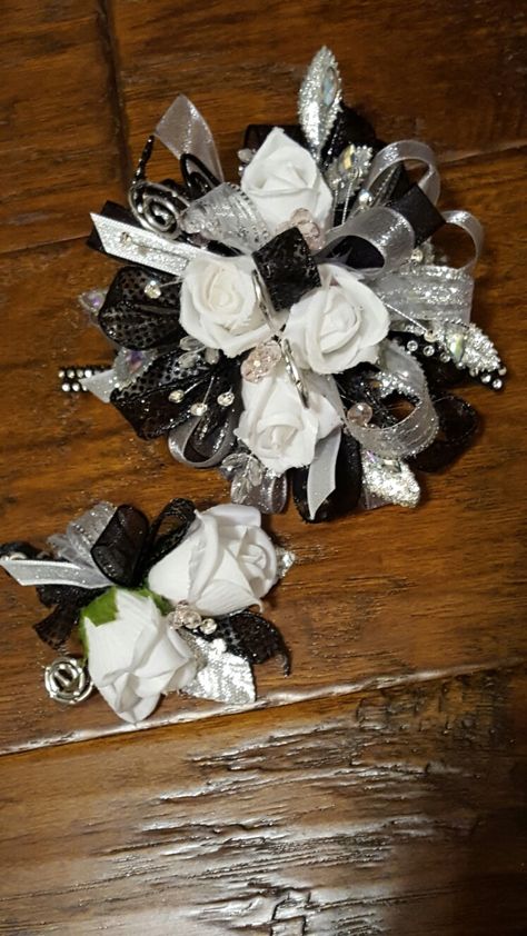 Black And Silver Boutonniere, Black And Silver Corsage And Boutonniere, Silver Prom Bouquet, White And Black Corsage, Black And Silver Corsage, Royal Blue And White Wedding, Corsages Prom, Silver Corsage, White Jeans For Men