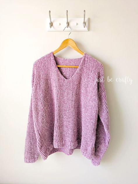 Velvet Slouchy V-Neck Knit Sweater Knit Sweater Pattern, Knitting Patterns Free Sweater, Live Selling, Vogue Knitting, Slouchy Sweater, Minecraft Pixel Art, Chenille Sweater, Circular Knitting Needles, The Velvet