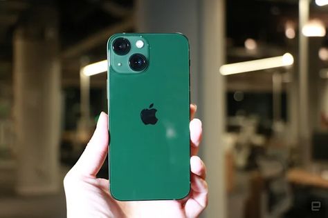 Feast your eyes on the new green iPhone 13 and 13 Pro | Engadget Iphone 13 Green Aesthetic, Iphone 13 Mini Green, Iphone 13 Green, Trendy Wallpaper Pattern, Apple Games, Iphone Parts, Iphone Macbook, Iphone Gadgets, Free Iphone Giveaway