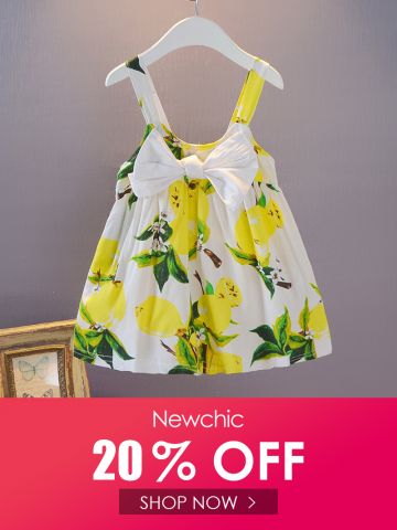 I found this amazing Fruit Print Girls V-neck Sleeveless Casual Dress For 1-5Years with CA$12.23,and 14 days return or refund guarantee protect to us. --Newchic Girls Halter Dress, Toddler Girl Dresses Summer, Punk Dress, Baby Frock, Lemon Dress, Lemon Print, Fruit Design, Girls Dresses Summer, Girls Party Dress