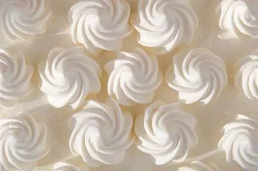 Step by Step Instructions for Crisco Frosting Beat the Mixture Bakery Frosting Recipe, Crisco Frosting, Making Frosting, Buttercream Frosting Recipe Easy, Wedding Cake Frosting, Cake Texture, Frosting Recipes Easy, Cupcake Decorating Tips, Icing Frosting