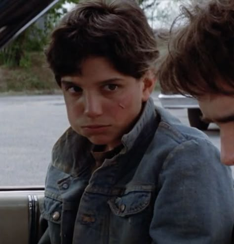 The Outsiders Johnny, Ralph Macchio The Outsiders, Johnny Cade, Robin Scherbatsky, The Outsiders Cast, The Outsiders Greasers, Seth Macfarlane, 80s Men, Karate Kid Cobra Kai