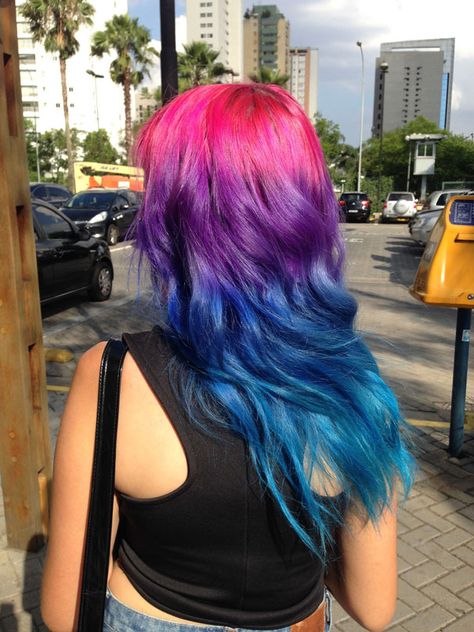 Rainbow Pastel Hair Is A New Trend Among Women Rainbow Hair Extensions, Pastel Rainbow Hair, Hair 2016, Color Rubio, Colored Hair Extensions, Rainbow Hair Color, Latest Hair Color, Hair Color Crazy, Hair Color Highlights