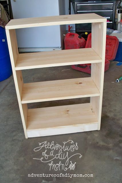 How to Build a Bookshelf |Adventures of a DIY Mom Build A Bookshelf, Bookcase Plans, Diy Mom, Diy Tumblr, Dog House Diy, Things To Build, Woodworking Projects Plans, Bookshelves Diy, Mom Diy