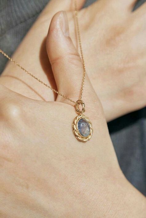 You love jewelry just as much as we do? ✨ Then stop by there is NYBB -  #there #fashion #jewelry Best Jewellery Design, Earth Jewelry, Antique Engagement Ring, Diy Schmuck, Elegant Accessories, Jewelry Inspo, Dream Jewelry, Ravenclaw, Dainty Jewelry