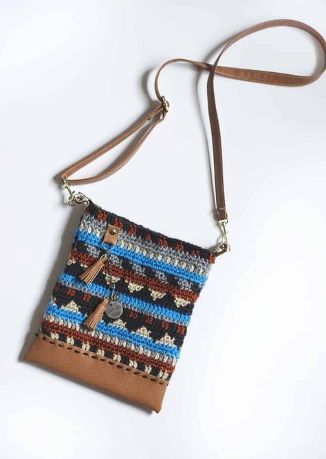 Cute Crochet Purse, Purses 2024, Awesome Crochet, Bohemian Purse, Fringe Tote Bag, Boho Chic Bags, Inside My Head, Hippie Purse, Boho Crossbody Bag