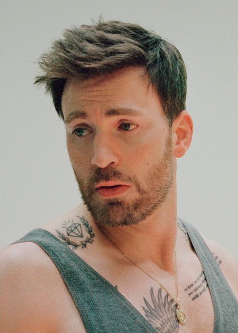 CHRIS EVANS by Stevie Dance for GQ, 2023 Chris Evans Gay, Chris Evans Haircut, Chris Evans Tattoos, America Wallpaper, Christopher Robert Evans, Christopher Evans, Captain America Winter Soldier, Robert Evans, Rich And Famous