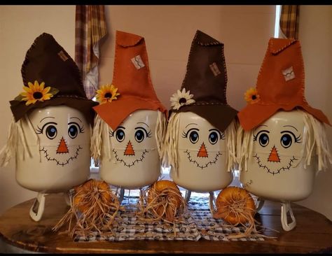 Propane Halloween Decorations, Repurpose Helium Tank, Propane Tank Crafts, Helium Tank Pumpkin, Helium Tank Projects, Freon Tank Art, Helium Tank Repurpose, Propane Tank Pumpkins, Freon Tank Diy Projects