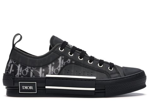 Dior Converse Low, Converse Low Cut, Dior Converse, Dior Clothing, White Air Forces, Converse Low, Balenciaga Speed Trainer, Men Dior, Balenciaga Speed