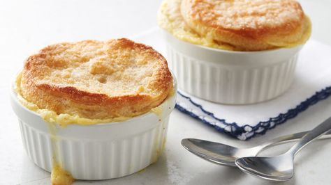 Flaky biscuits surround a creamy custard-like filling in these breakfast treats. Sweet Custard, Gooood Morning, Pillsbury Biscuits, Breakfast Recipies, Kids Breakfast, Pillsbury Recipes, Homemade Breads, Flaky Biscuits, Biscuit Recipes