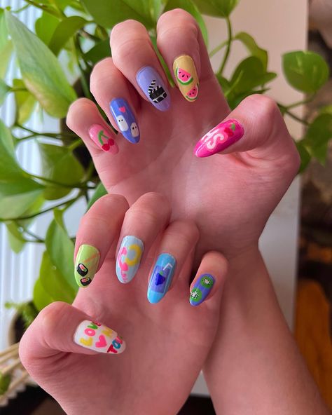 Harry Styles Nails Inspired Acrylics Harrys House, Harry Styles Theme Nails, Harry Styles Concert Nail Ideas, Harry Style Nail Ideas, Harry Styles Nails Ideas Harry's House, Tpwk Nails, Acrylic Nails Harry Styles, Harry’s House Nails, Nail Inspo Harry Styles