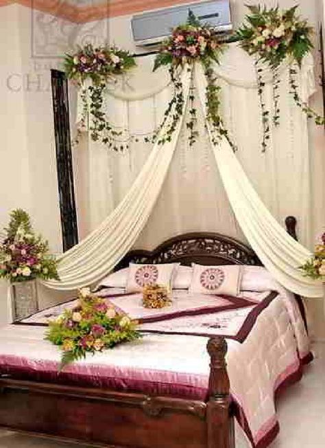 Romantic Decorating | outdoor kitchen furniture: wedding bedroom decorating with rose Wedding Night Bedroom, Romantic Interior Design, Bridal Room Decor, Wedding Night Room Decorations, Night Room, Haldi Decoration, Romantic Room Decoration, Romantic Interior, Elegant Room