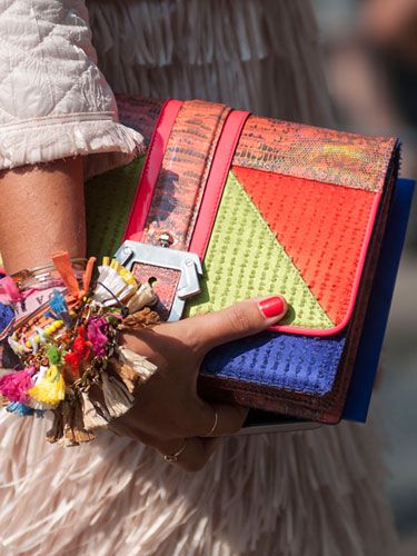 Fashion's World Capital: Paula Cademartori 2014 Street Style, Paula Cademartori, Street Style Bags, Milan Street Style, Fashion Week Spring 2014, Bold Accessories, Arm Party, Spring Street Style, Floral Color