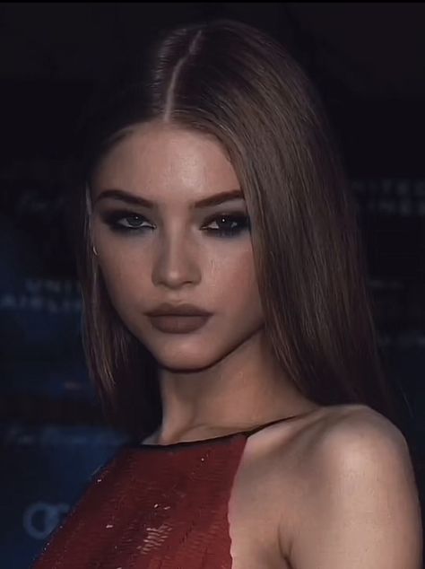 Zendaya x madelyn cline Madelyn Cline, Makeup Looks, Makeup, Quick Saves, Make Up, Make Up Looks