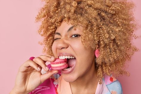 Eating Dessert Pose, People Eating Cake, Eating Cake Pose, Drinking Reference, Woman Eating Cake, Eating Reference, Eating Pose, Free Dental Implants, Paris Shooting