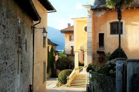 Lake Orta, Pretty Apartments, Driving In Italy, Italy Apartment, Italy Tourism, Apartment Exterior, Piedmont Italy, Italian Lakes, Best Of Italy