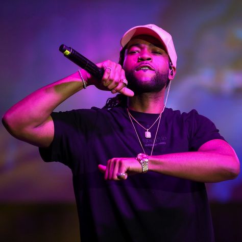 Pnd Rapper Wallpaper, Partynextdoor Instagram, Partynextdoor Album, 90s Black Culture Aesthetic, Rnb Aesthetic, Rap City, Long Love Quotes, Music Cover Photos, Celebrity Selfies