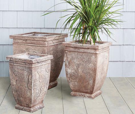 I found a 16 Planters Around Pool, Large Terracotta Planters, Cheap Planters, Front Porch Patio, Outdoor Pottery, Large Outdoor Planters, Iron Planters, Planters For Sale, Pottery Pots