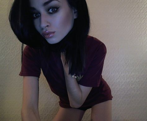 Felice Fawn, Girl Grunge, My Flower, Pure Products, Instagram Posts, Women's Top