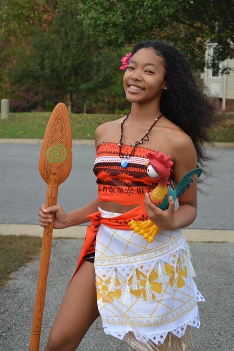 Moana Real Life, Best Disney Costumes, Hawaii Costume, Moana Halloween Costume, Costumes For Teenage Girl, Cute Halloween Costume, Halloween Costumes For Teens Girls, Disney Halloween Costumes