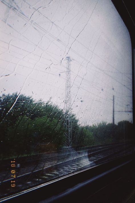 Rainy Train Ride Aesthetic, Aj Aesthetic, Rain Train, Playlist Photos, Train Aesthetic, Road Trip Playlist, Aesthetic Writing, Rain Aesthetic, Train Board